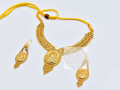 Confidence Is The Best Accessory, High Quality First-Rate Necklace Set With Free Jewellery Box